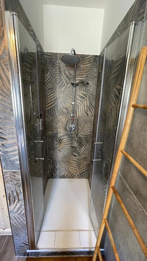 הוילה Koru House טורביאניקה מראה חיצוני תמונה